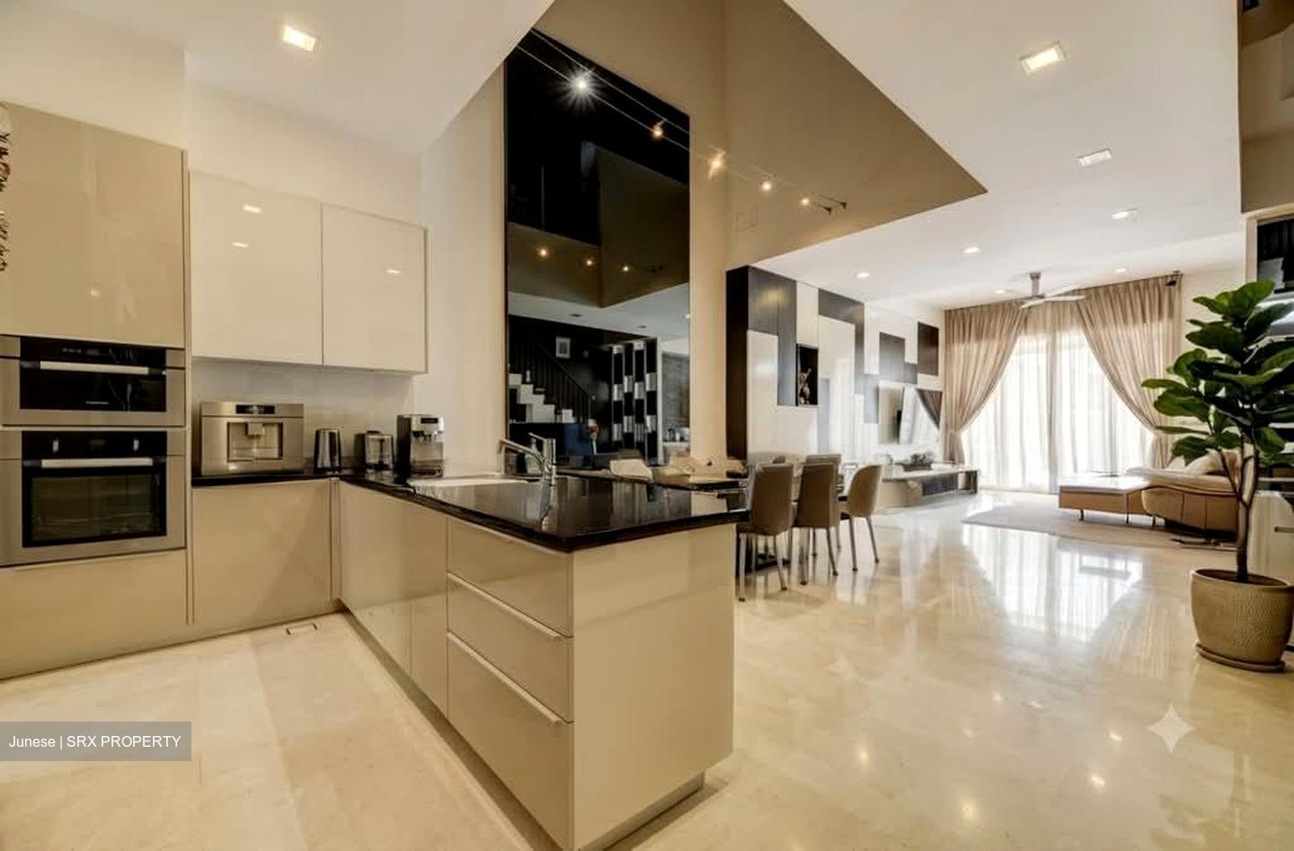 Luxus Hills (ph 7) (D28), Terrace #601526141